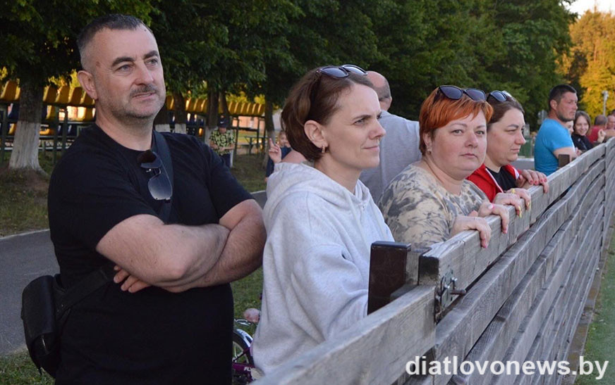 Второй тур открытого летнего чемпионата города Дятлово по мини-футболу